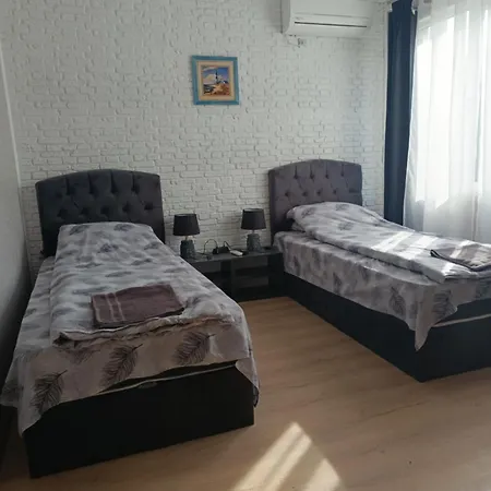 Apartment за гости парадайс Malko Turnovo